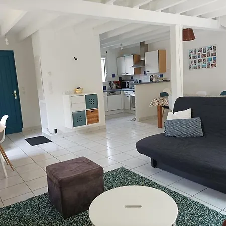 فيلة 761 - Maison Individuelle, Dans Privee Avec Piscine, Disposant D'un Jardin Plein Sud Sans Vis-a-vis